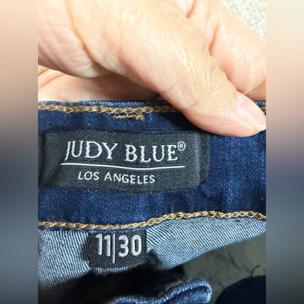Judy Blue Dark Indigo crop fit flare style Jeans size 30 new with tag - Picture 2 of 10